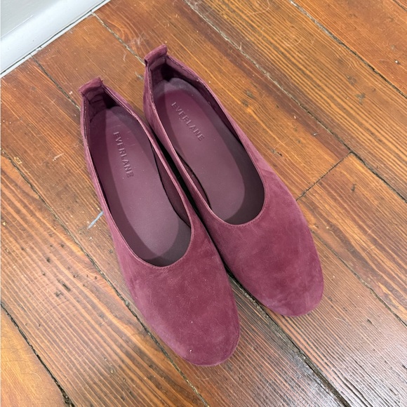 Everlane Day Glove Maroon Suede Flats - Picture 2 of 6